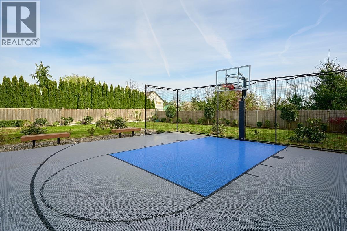 7680 Steveston Highway, Richmond, BC - Outdoor With Backyard