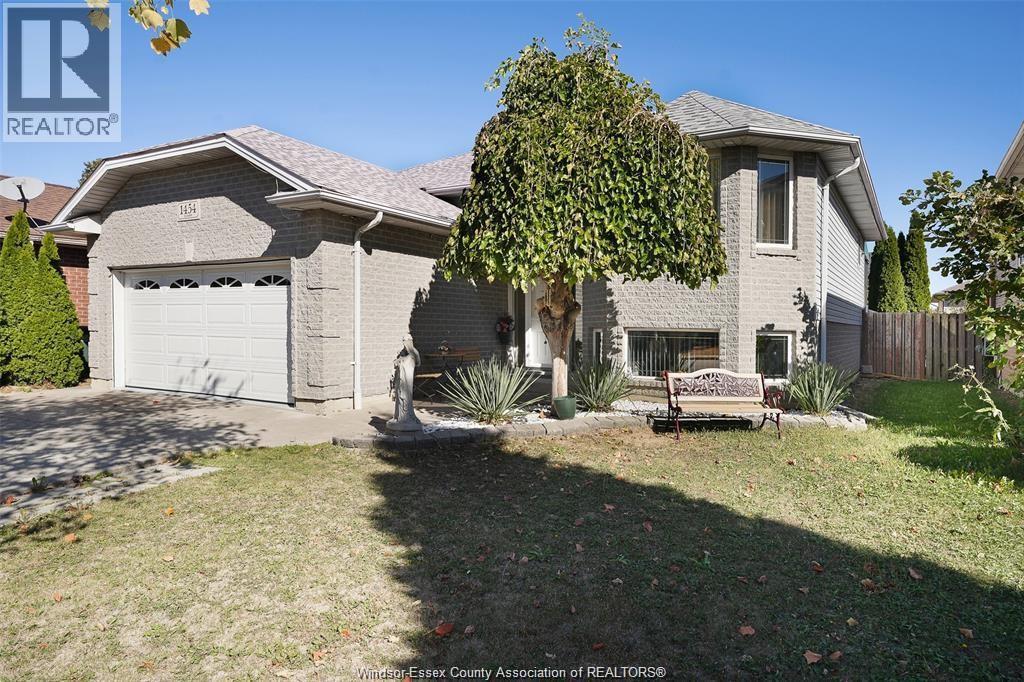 1454 Clover Avenue, Windsor, ON - Outdoor