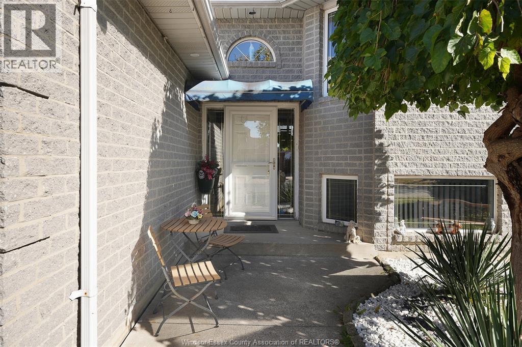 1454 Clover Avenue, Windsor, ON - Outdoor
