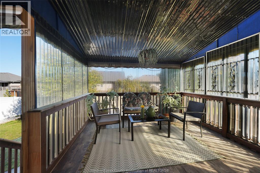 1454 Clover Avenue, Windsor, ON - Outdoor With Deck Patio Veranda With Exterior