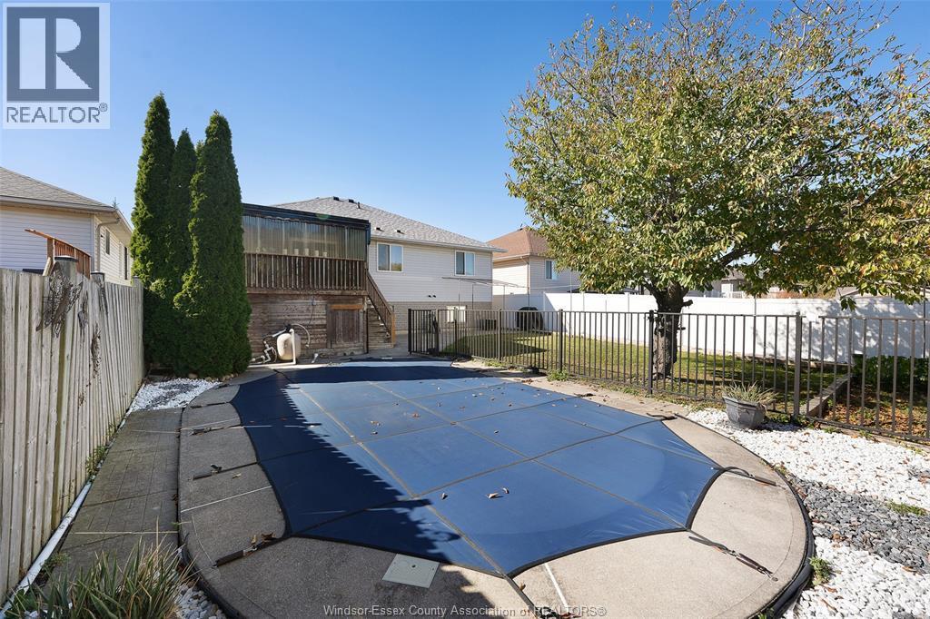 1454 Clover Avenue, Windsor, ON - Outdoor