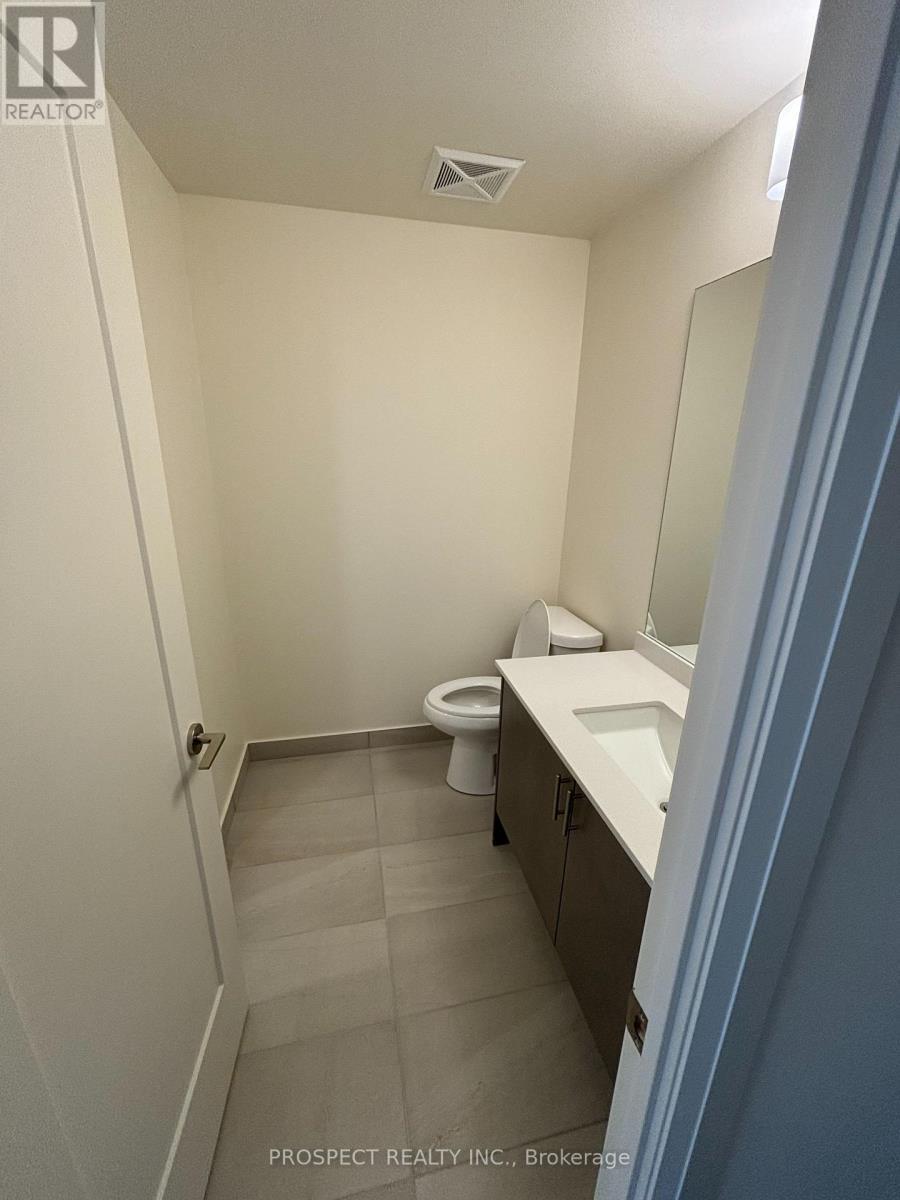 305 - 8960 Jane Street, Vaughan, ON - Indoor Photo Showing Bathroom