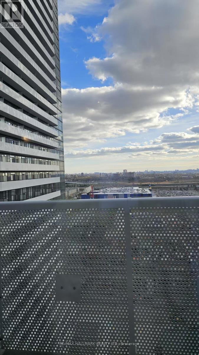 1010 - 8 Interchnage Way, Vaughan, ON - Outdoor With View