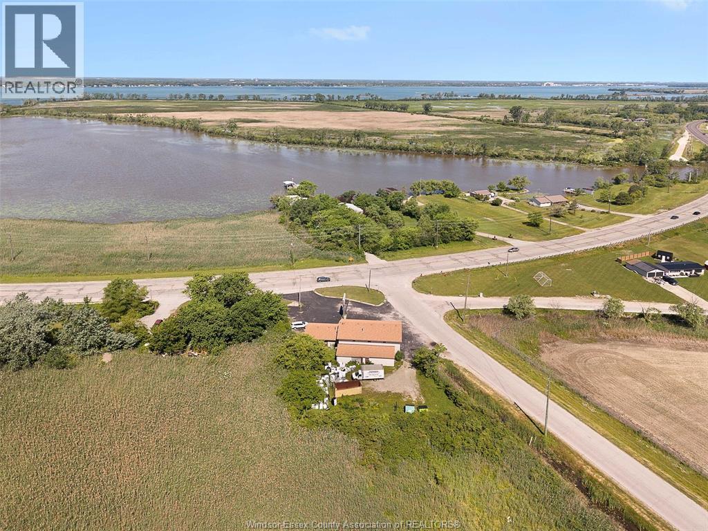 1573 Front Road North, Amherstburg, ON