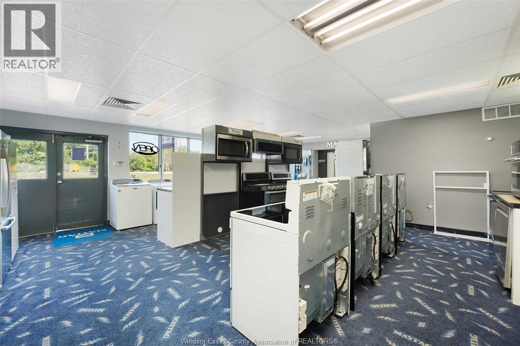 1573 Front Road North, Amherstburg, ON