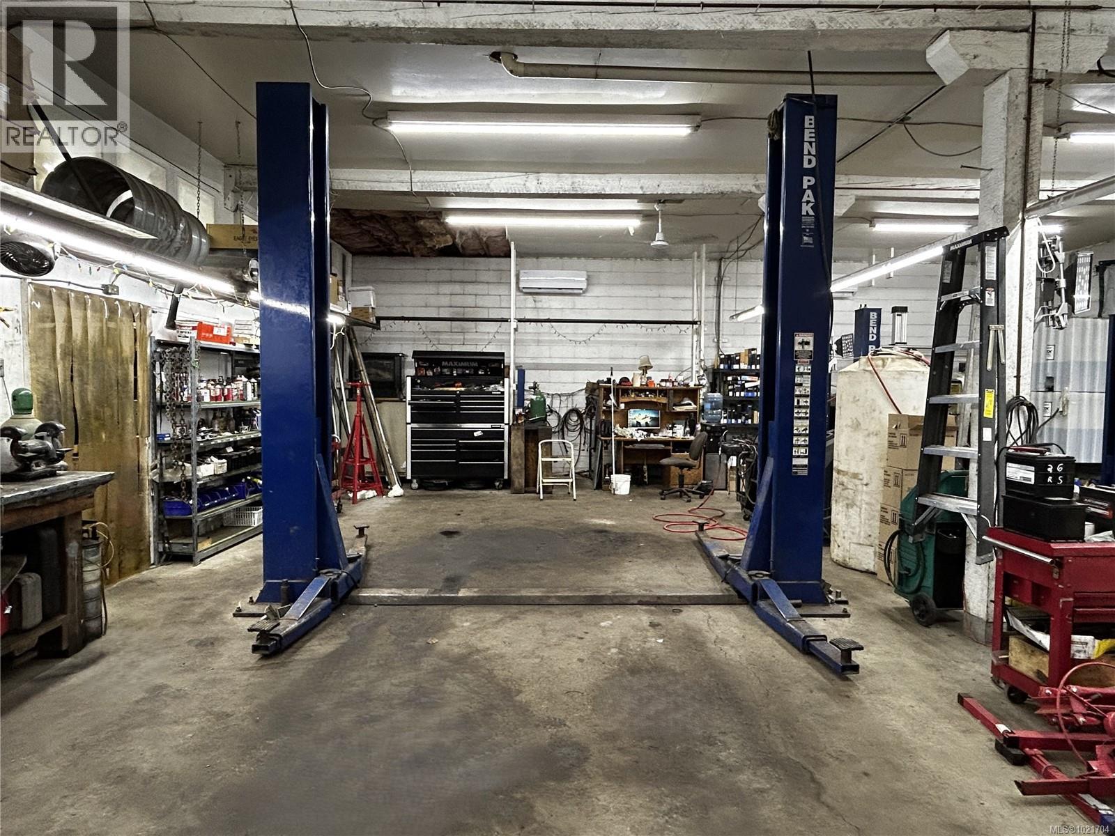 199 Kenvir Rd, Lake Cowichan, BC