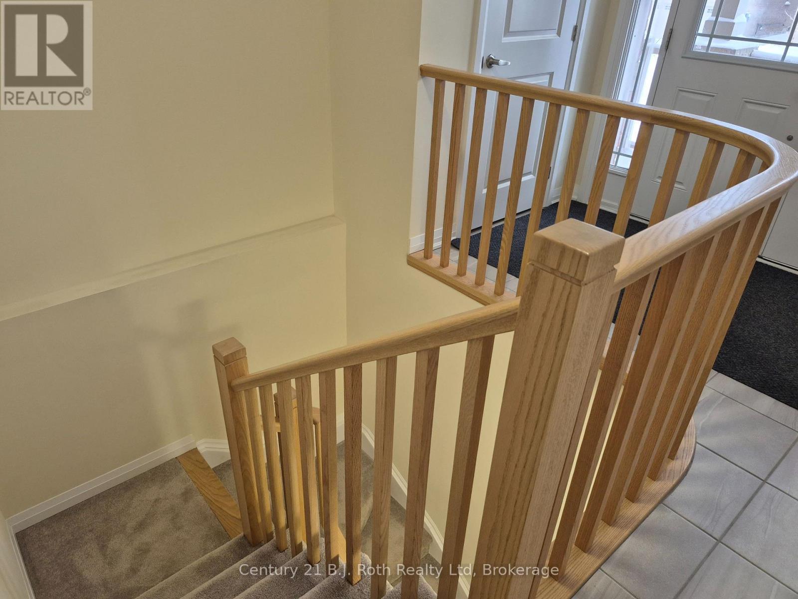 18 Revol Road, Penetanguishene, ON - Indoor Photo Showing Other Room