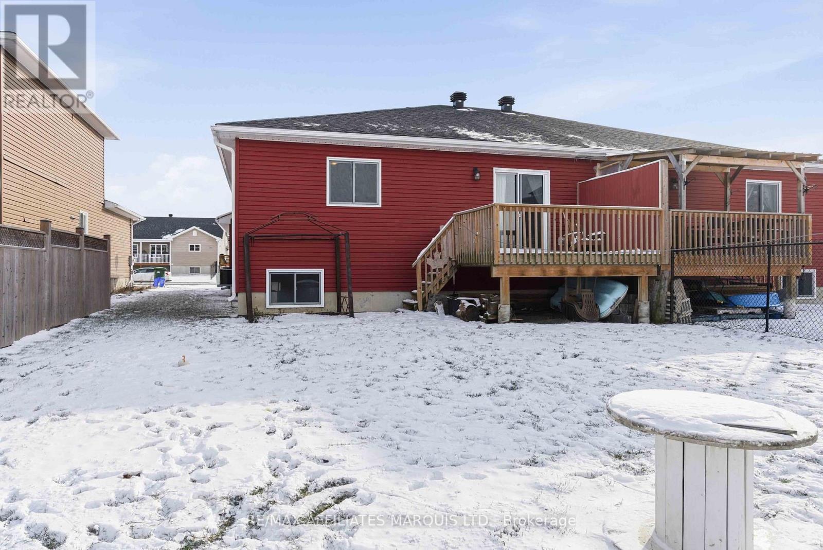 109 French Avenue, South Stormont, ON - Outdoor With Deck Patio Veranda With Exterior