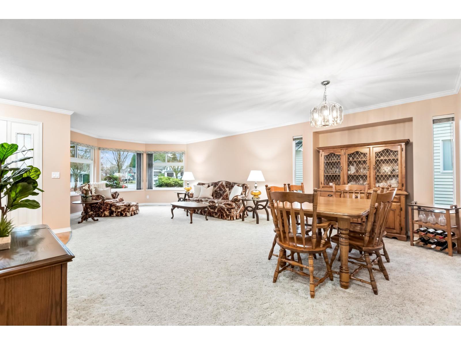 9263 156A Street, Surrey, BC - Indoor