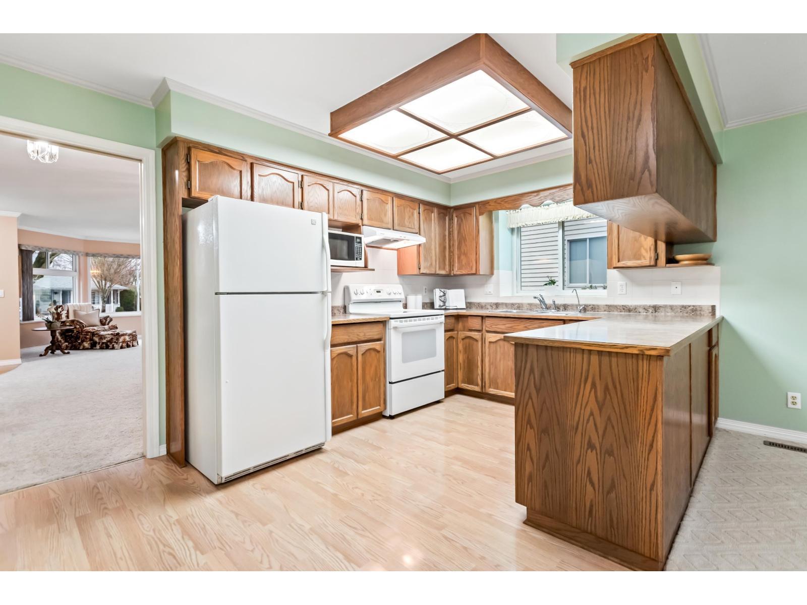 9263 156A Street, Surrey, BC - Indoor Photo Showing Kitchen With Double Sink