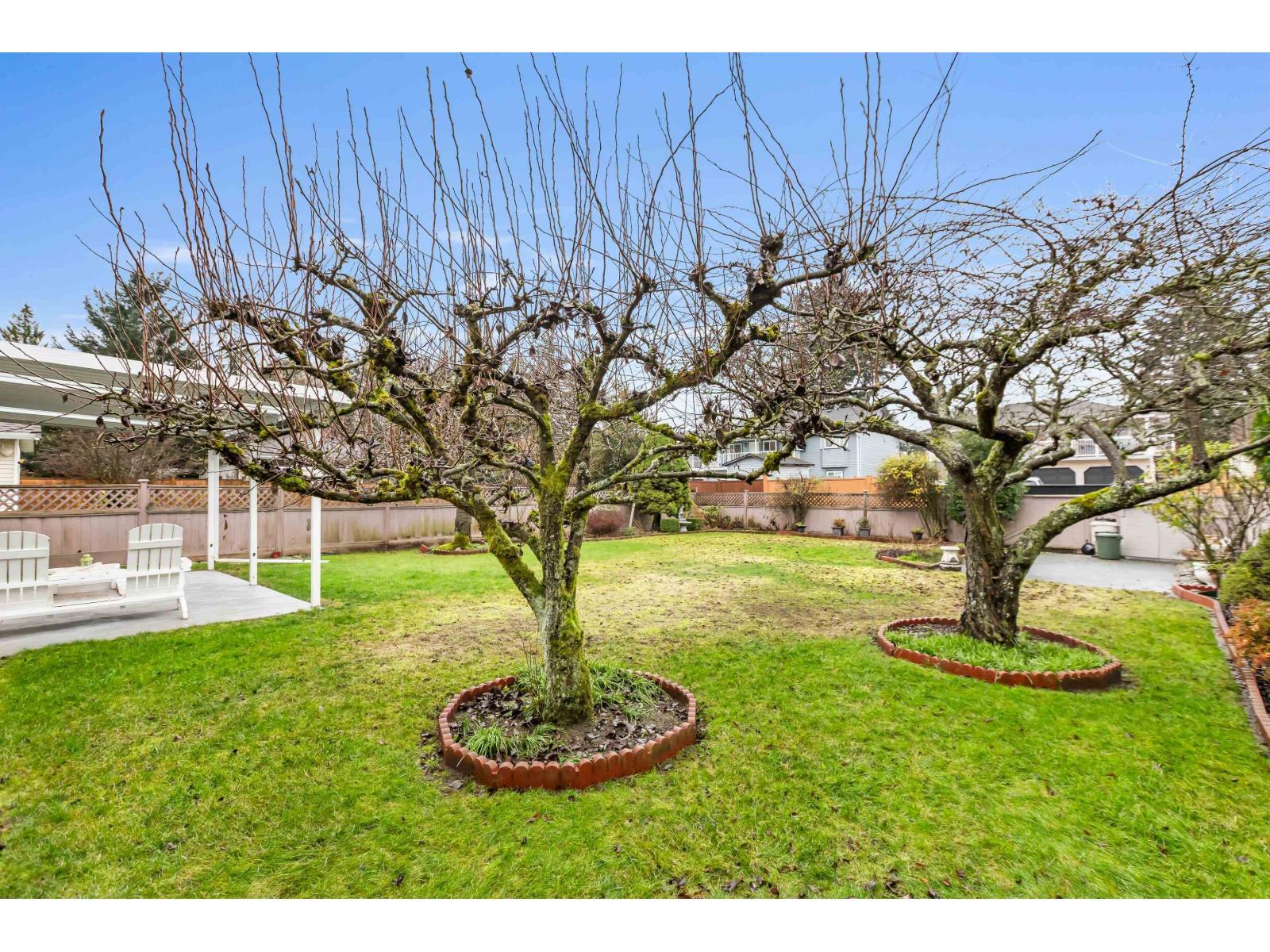 9263 156A Street, Surrey, BC - Outdoor