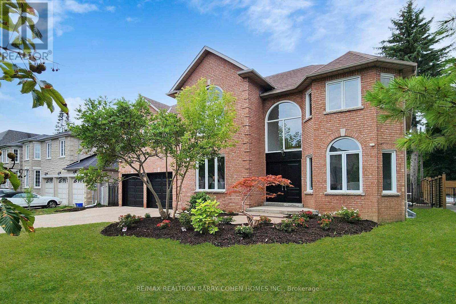 12 Larkfield Drive, Toronto, ON - Outdoor