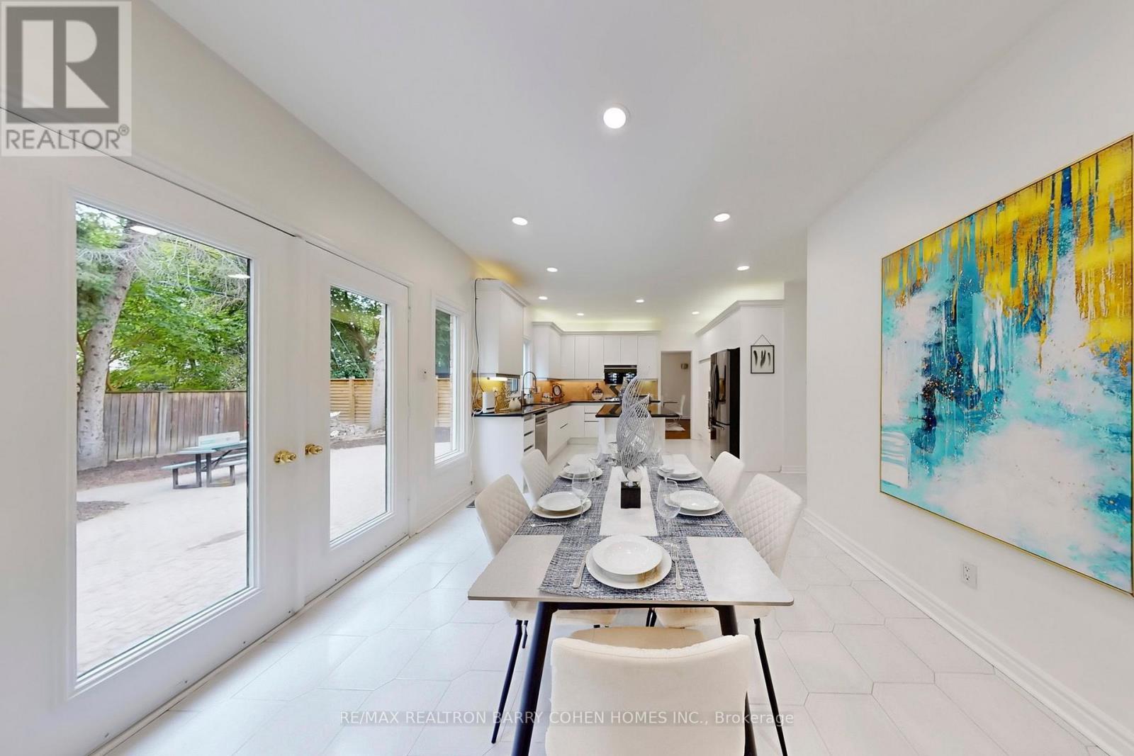12 Larkfield Drive, Toronto, ON - Indoor Photo Showing Dining Room
