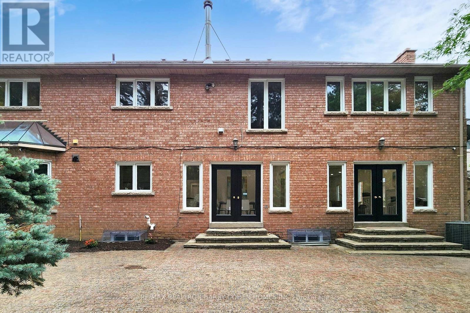 12 Larkfield Drive, Toronto, ON - Outdoor With Exterior