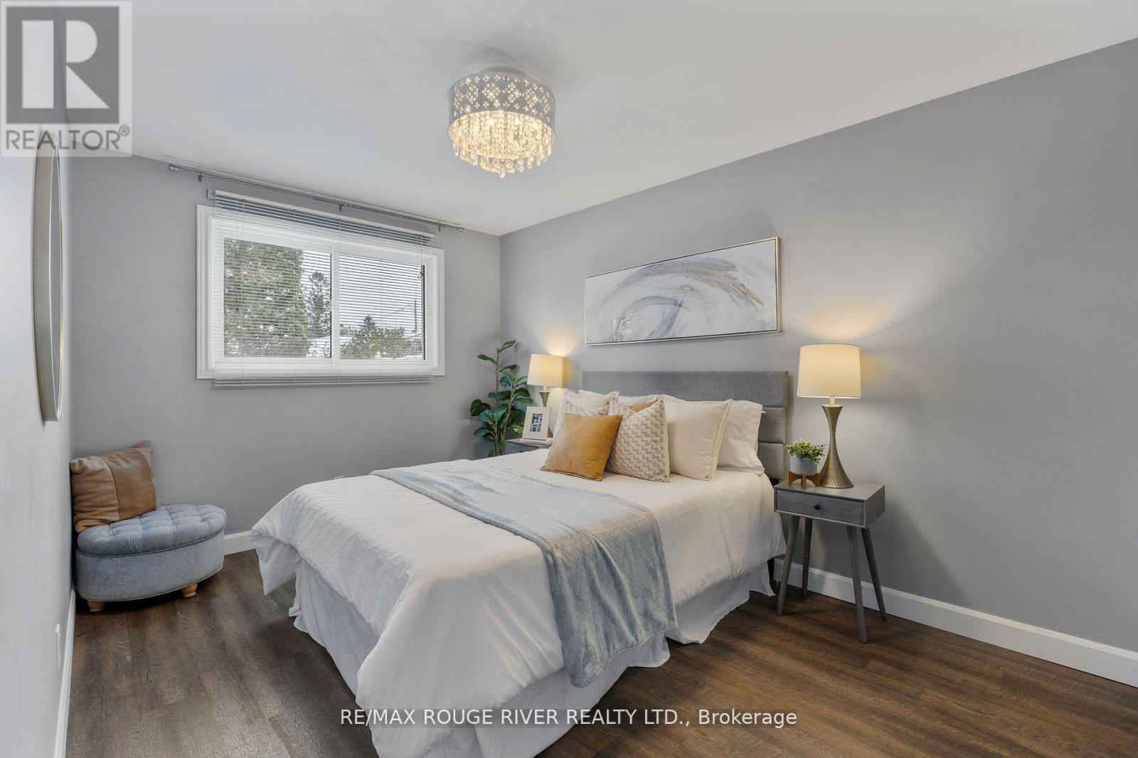 819 Sanok Drive, Pickering, ON - Indoor Photo Showing Bedroom