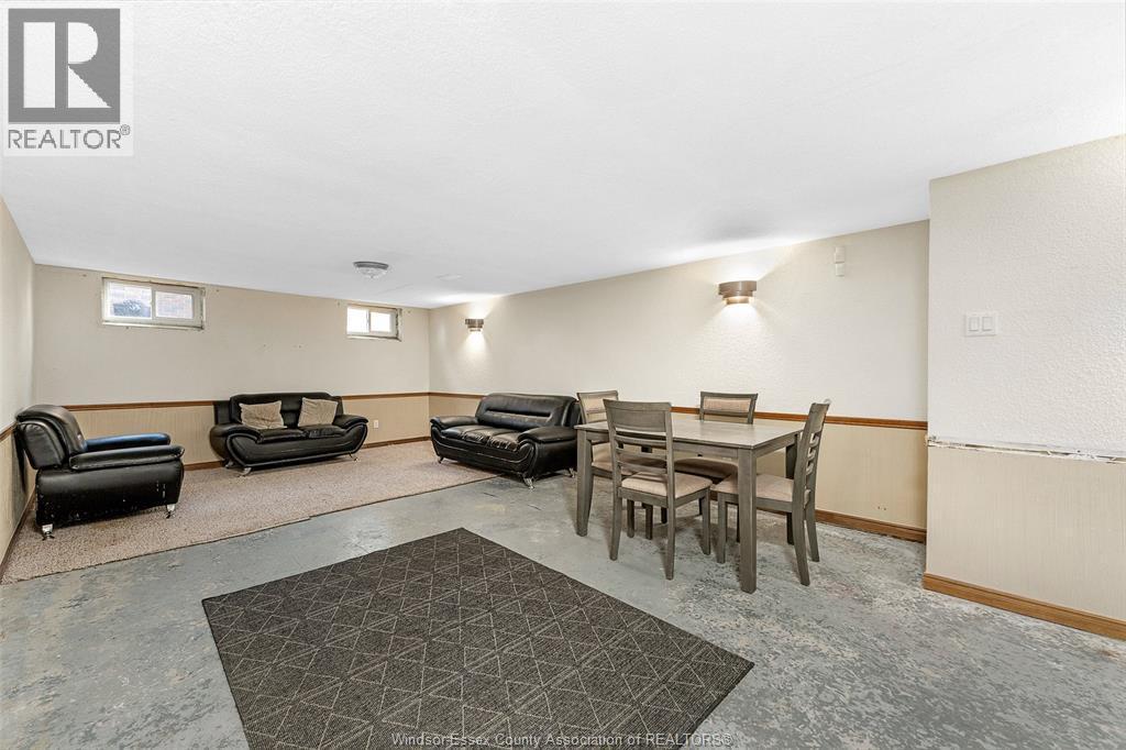 5815 Canada Street, Lasalle, ON - Indoor