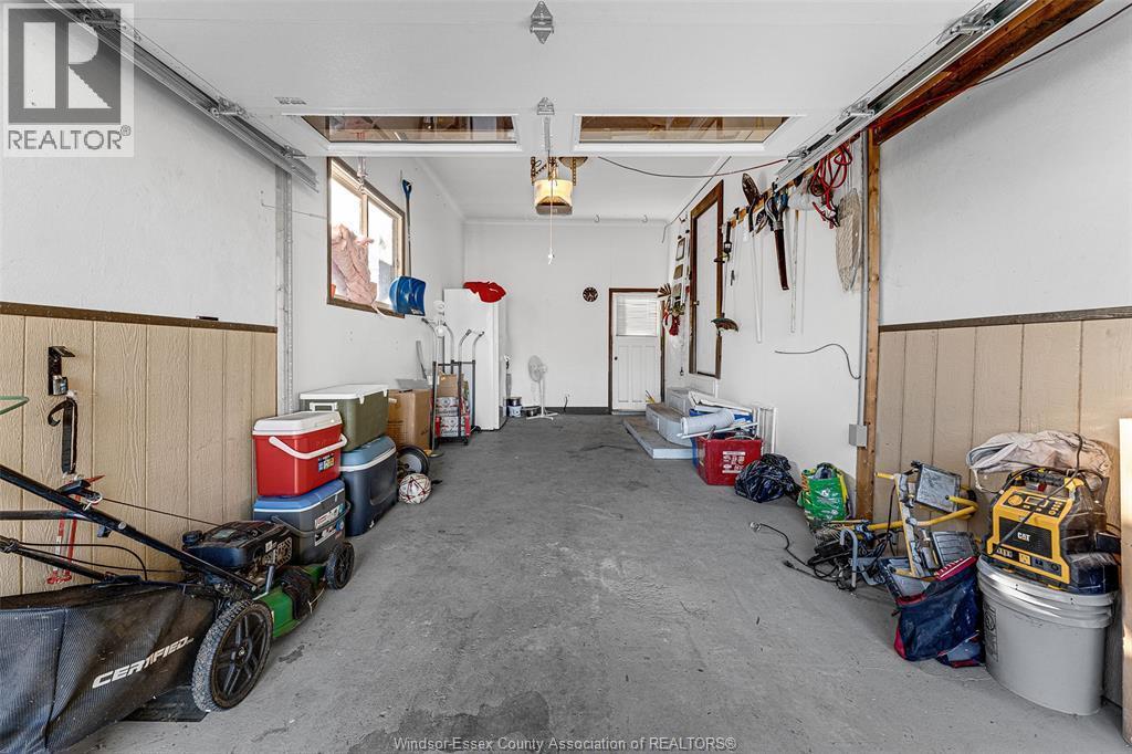 5815 Canada Street, Lasalle, ON - Indoor