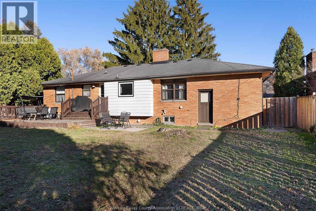 5815 Canada Street, Lasalle, ON - Outdoor