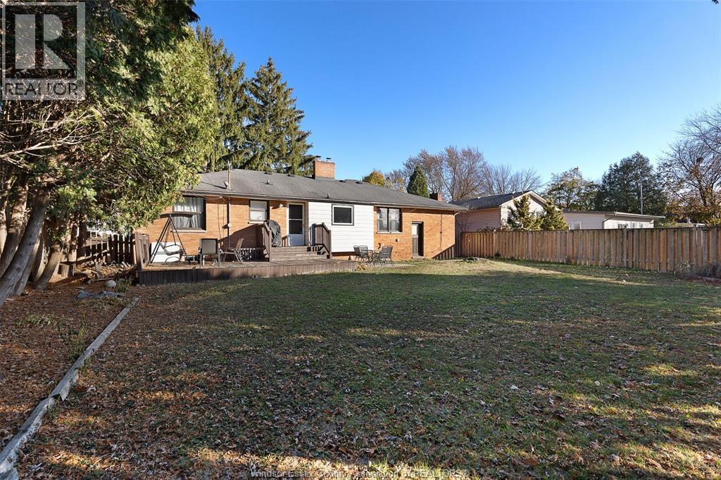 5815 Canada Street, Lasalle, ON - Outdoor