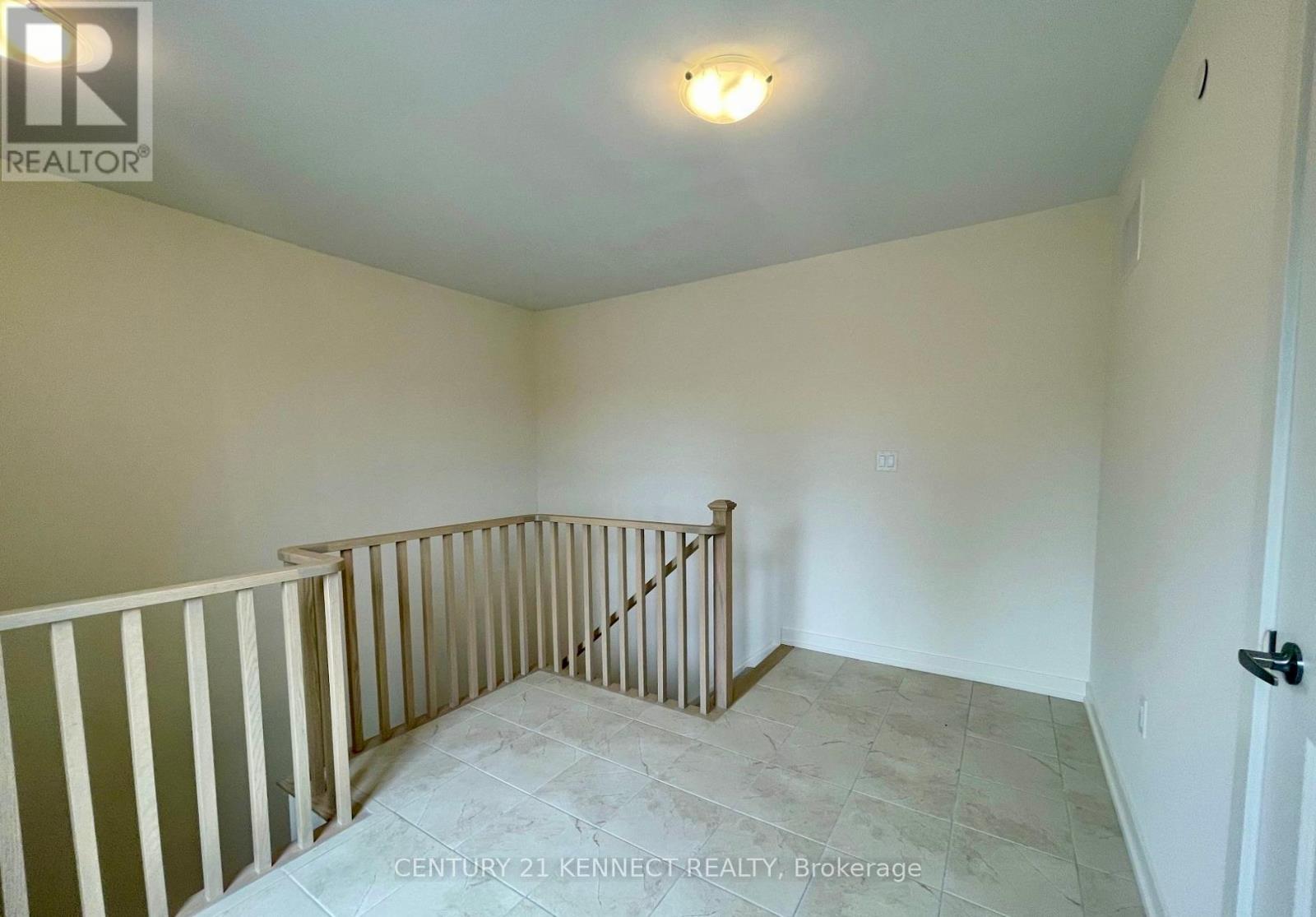 1406 - 56 Elizabeth Street S, Richmond Hill, ON - Indoor Photo Showing Other Room