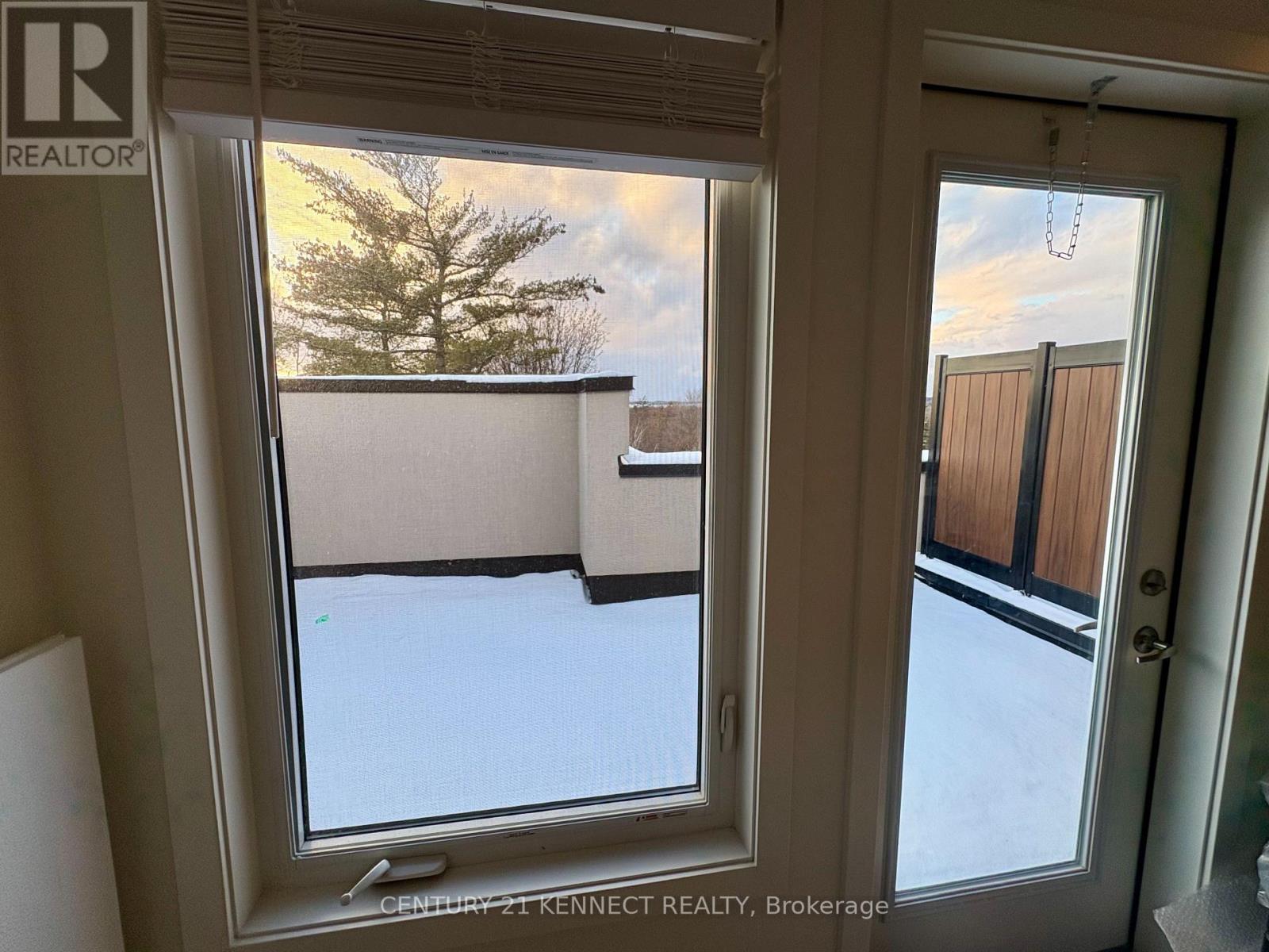 1406 - 56 Elizabeth Street S, Richmond Hill, ON - Indoor