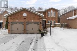 53 BENSON DRIVE Barrie, ON L4N 7Y1