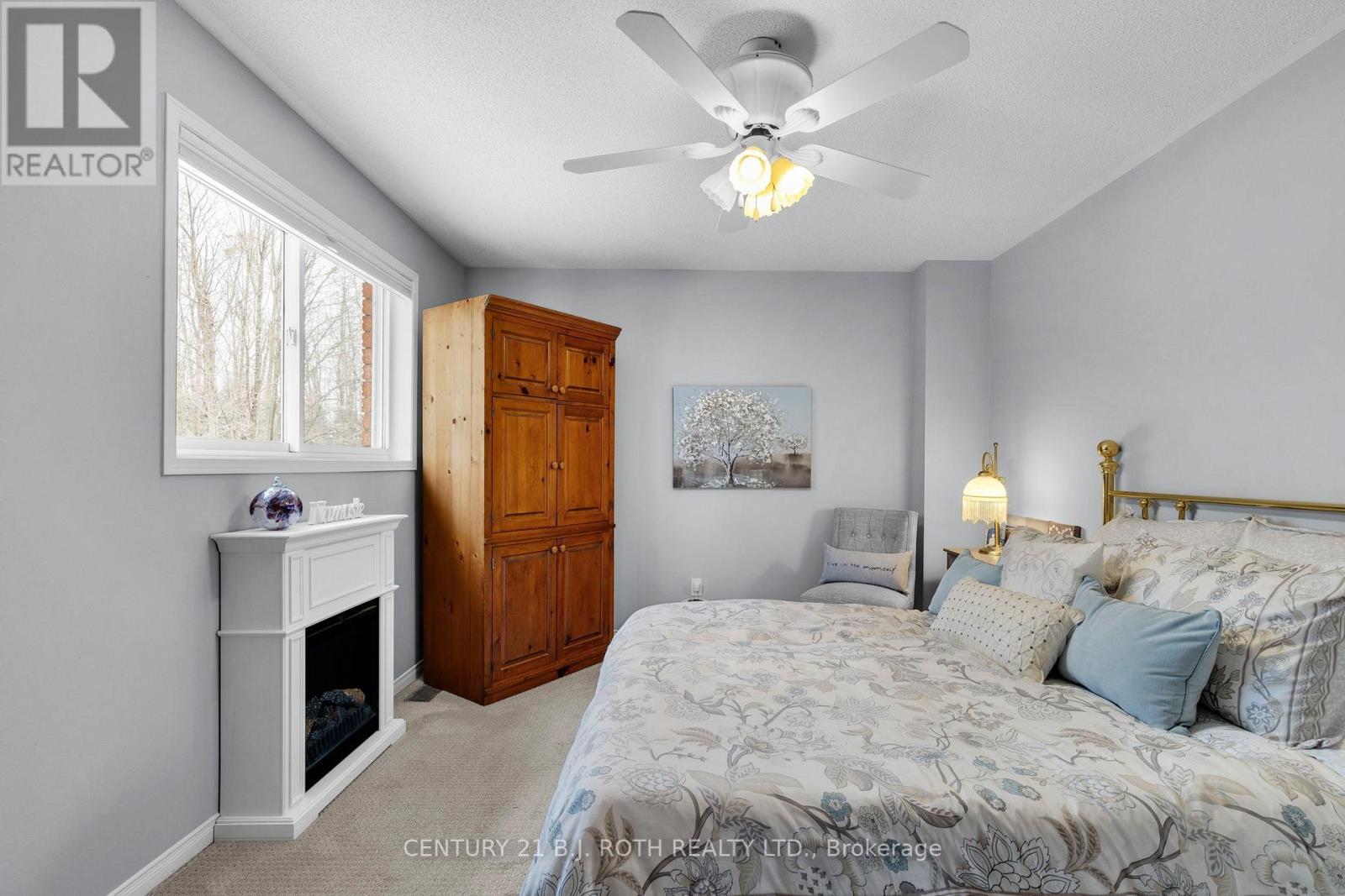 53 Benson Drive, Barrie, ON - Indoor Photo Showing Bedroom