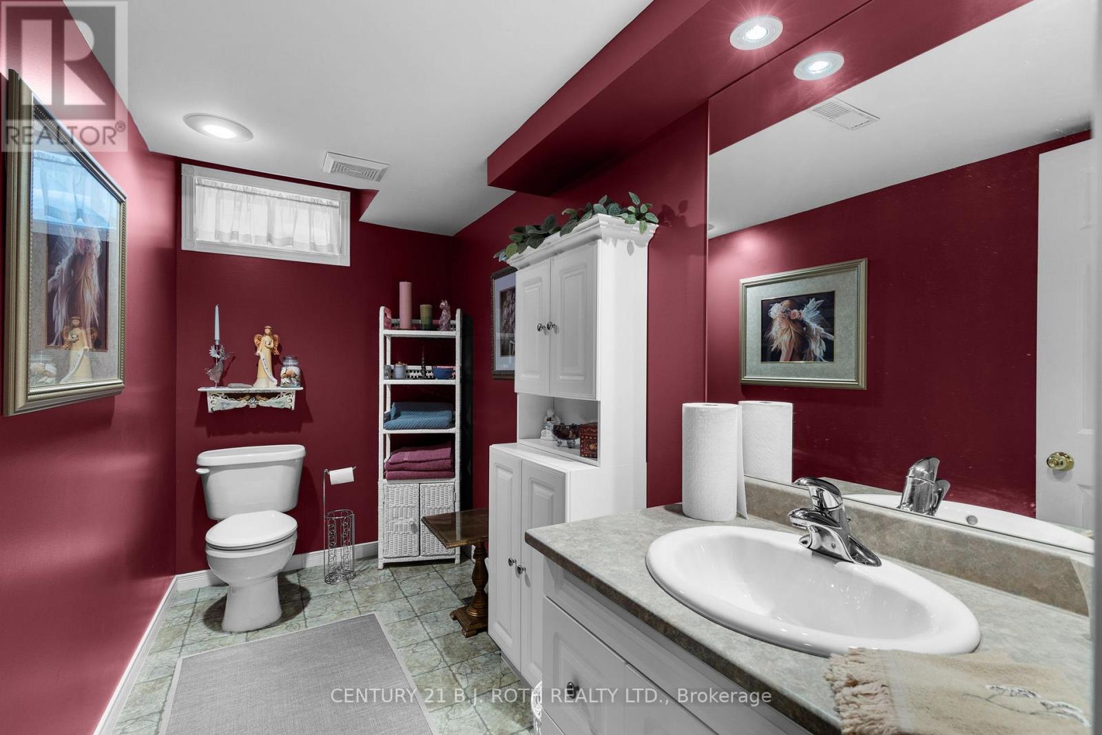 53 Benson Drive, Barrie, ON - Indoor Photo Showing Bathroom