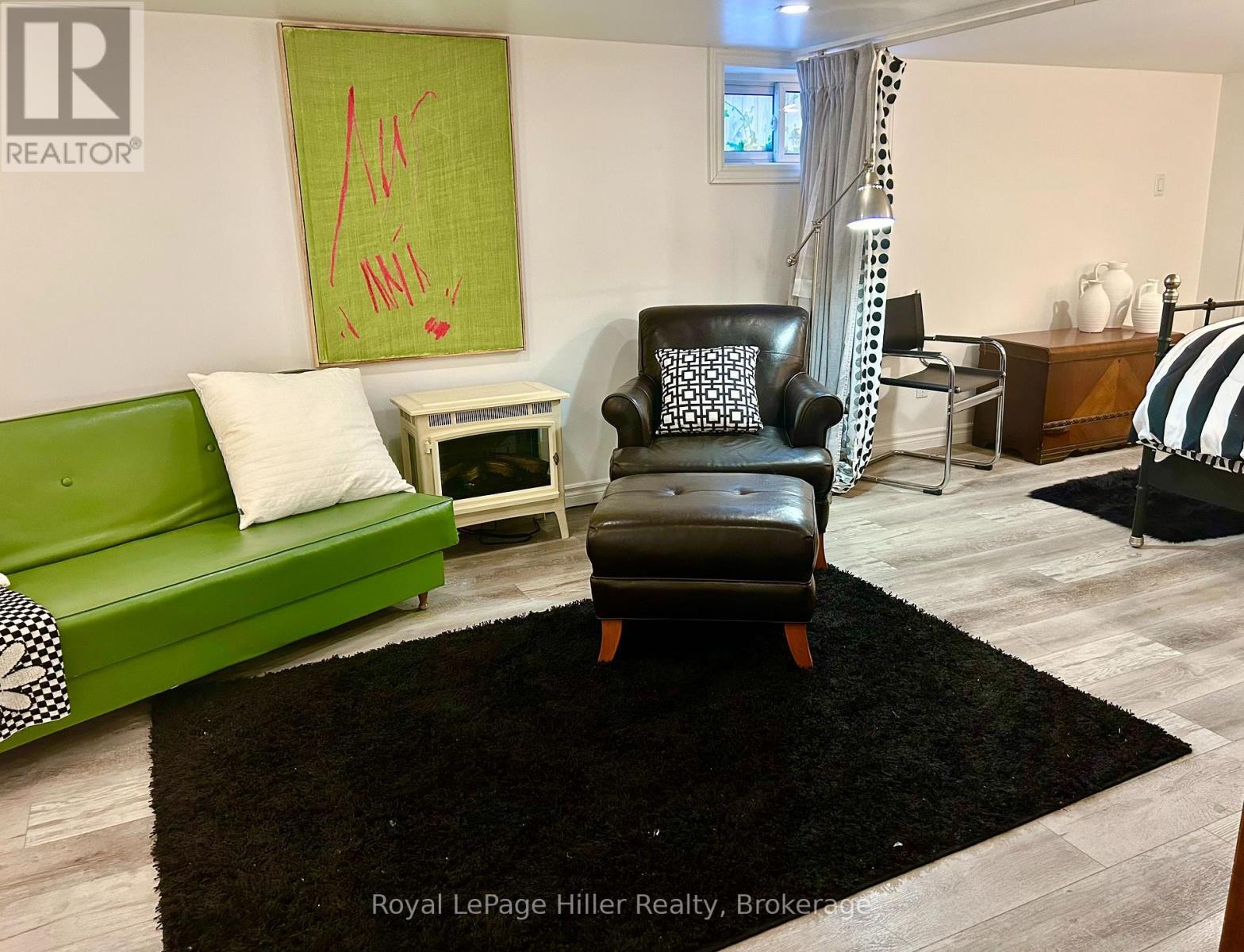 Living Room - Lower Unit - 82 Queen Street, Stratford, ON