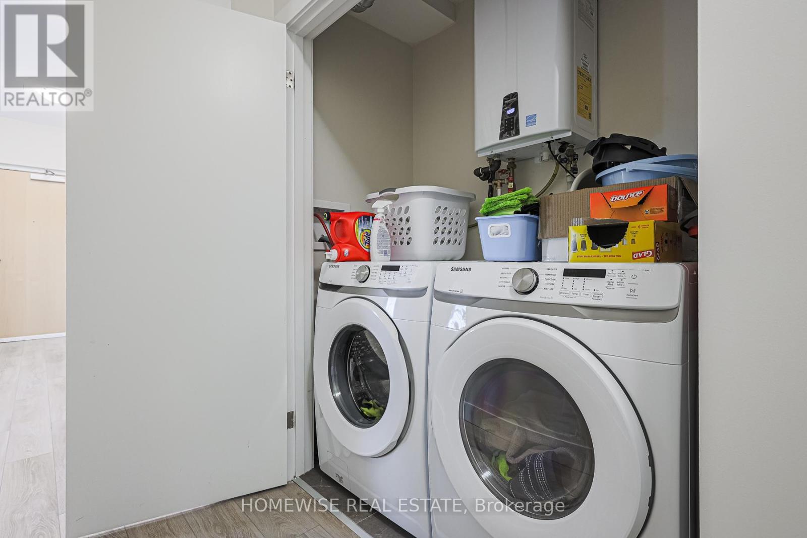 R02 - 293 Viewmount Avenue, Toronto, ON - Indoor Photo Showing Laundry Room