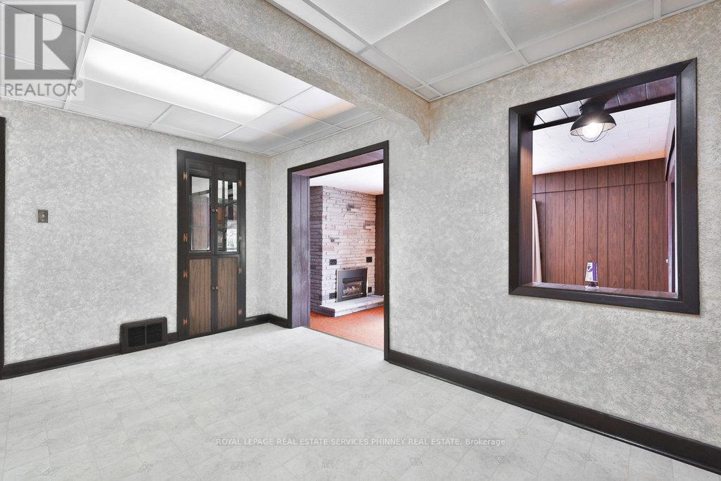 68 Oriole Avenue, Mississauga, ON - Indoor Photo Showing Other Room