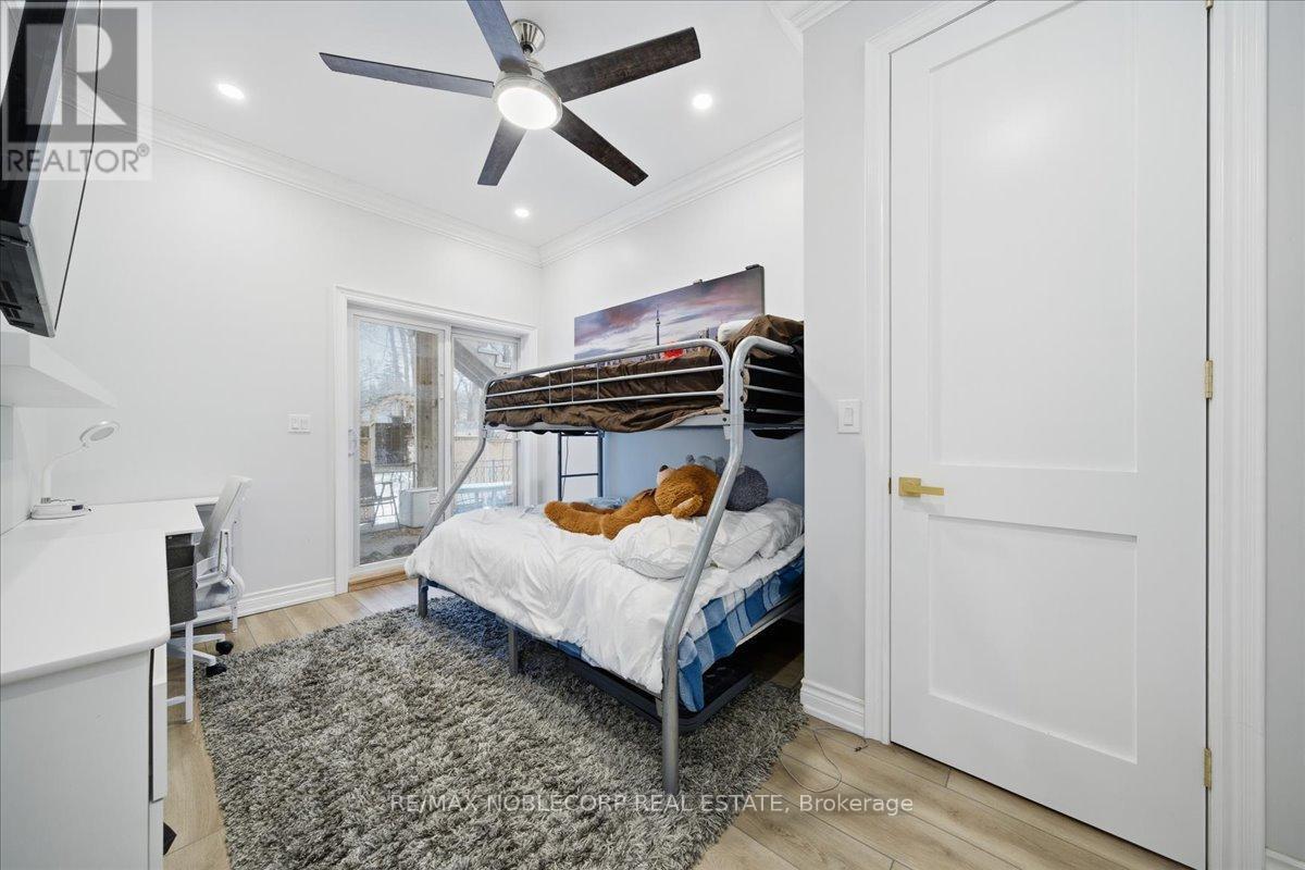 Main - 18 Florida Crescent, Toronto, ON - Indoor Photo Showing Bedroom
