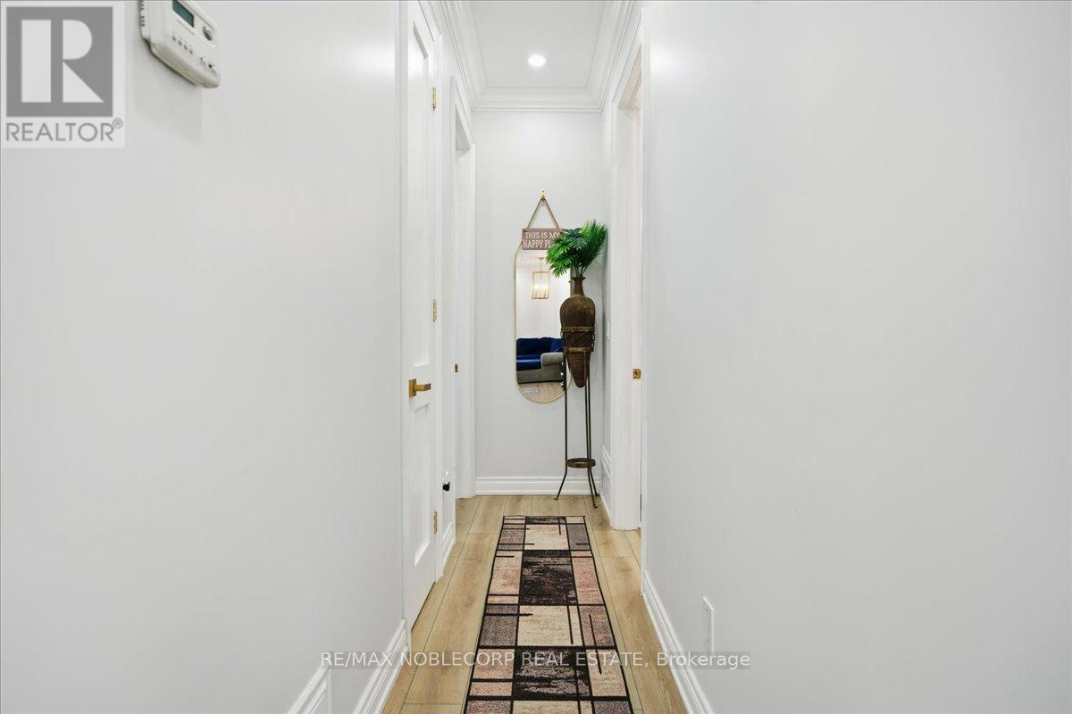 Main - 18 Florida Crescent, Toronto, ON - Indoor Photo Showing Other Room