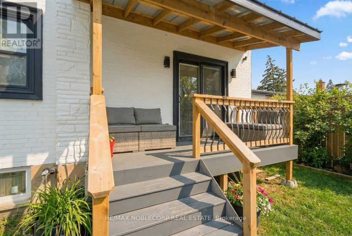 Main - 18 Florida Crescent, Toronto, ON - Outdoor With Deck Patio Veranda With Exterior