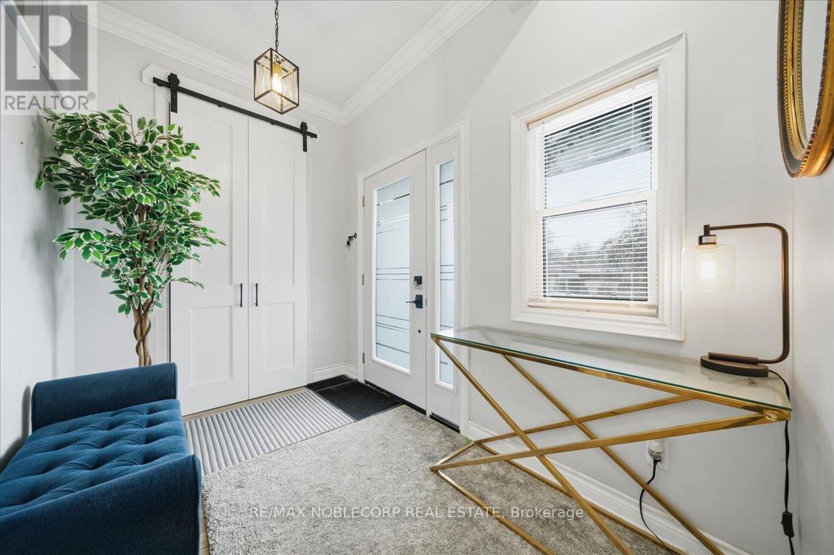 Main - 18 Florida Crescent, Toronto, ON - Indoor Photo Showing Other Room