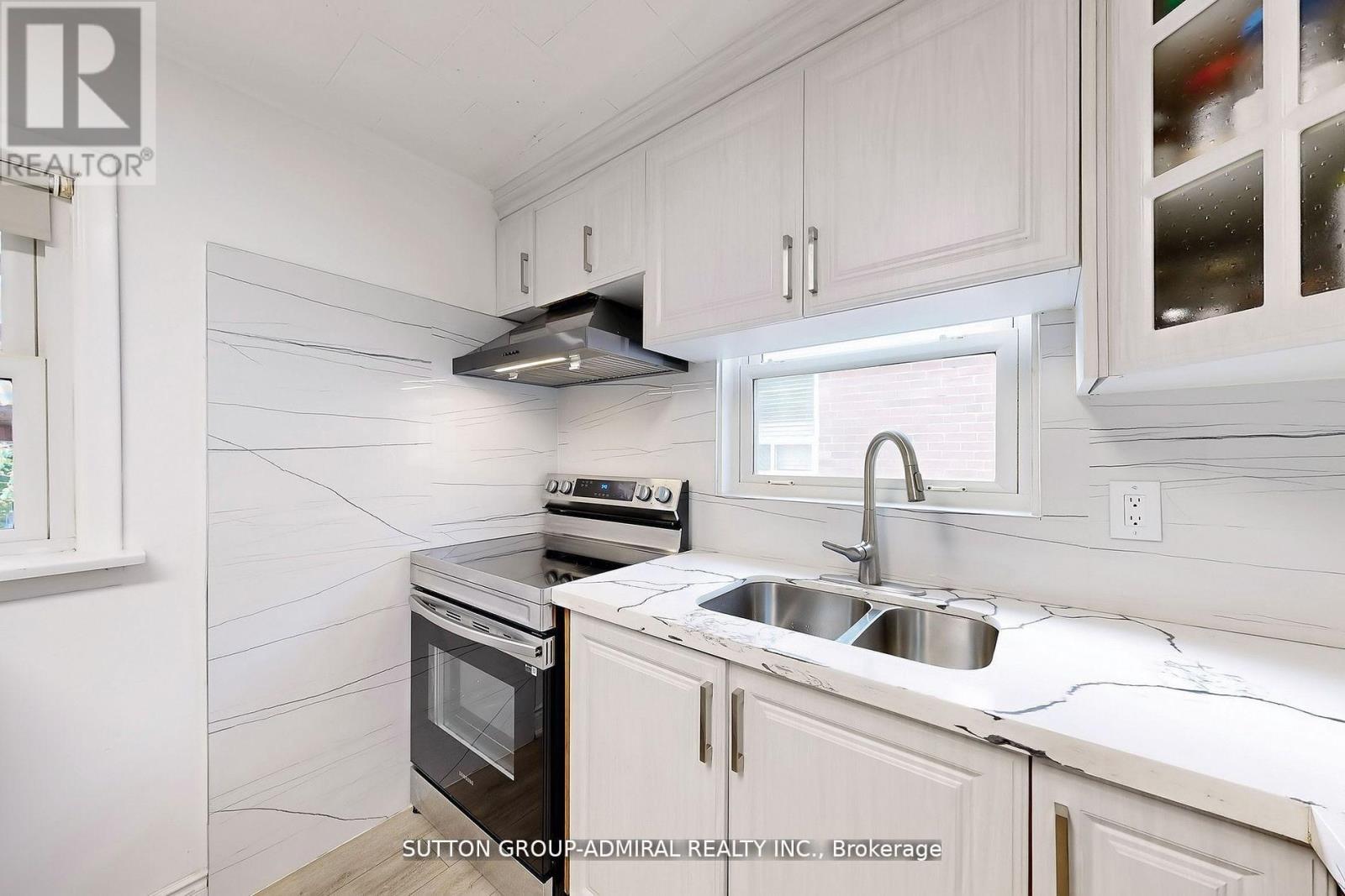 14 Spears Street, Toronto, ON - Indoor Photo Showing Kitchen With Double Sink