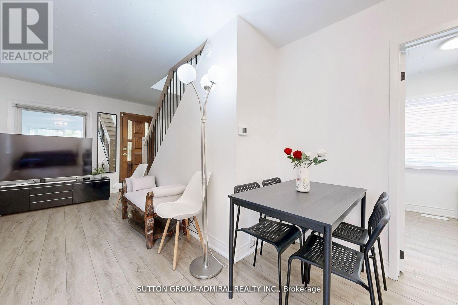 14 Spears Street, Toronto, ON - Indoor Photo Showing Dining Room