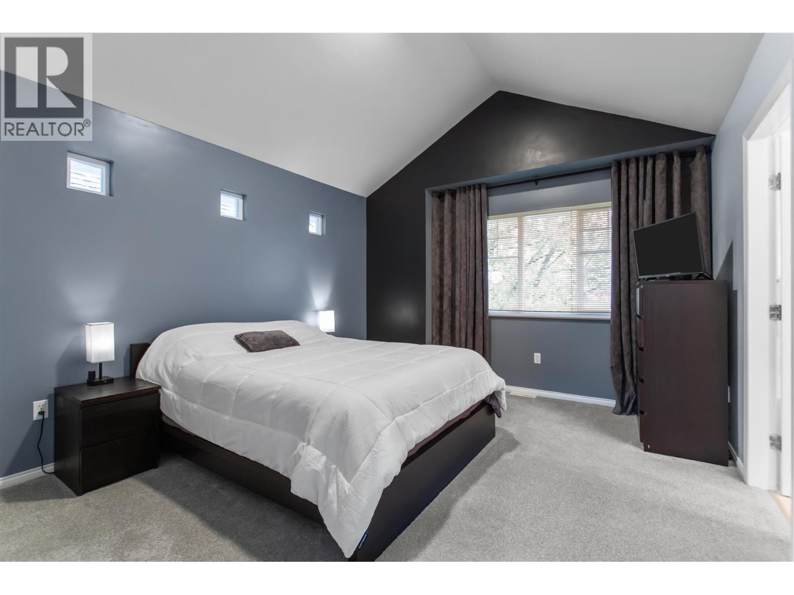 9 1108 Riverside Close, Port Coquitlam, BC - Indoor Photo Showing Bedroom