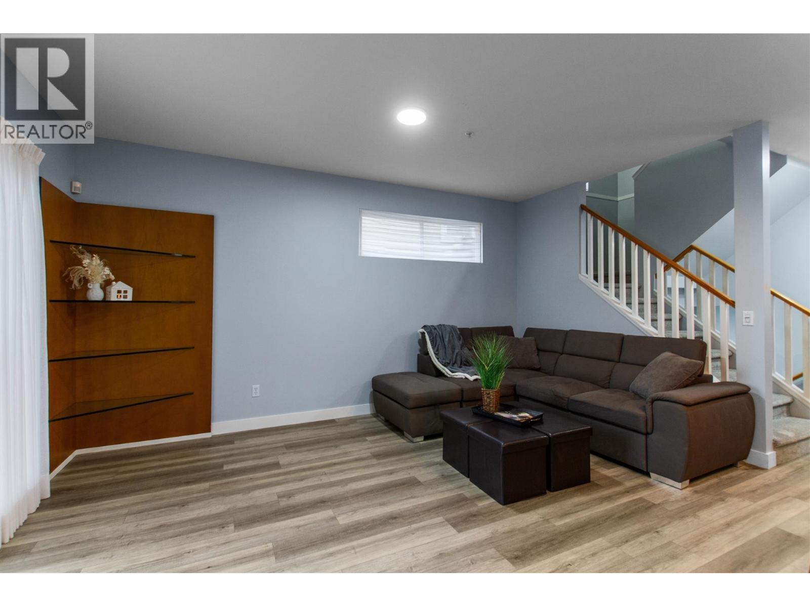 9 1108 Riverside Close, Port Coquitlam, BC - Indoor