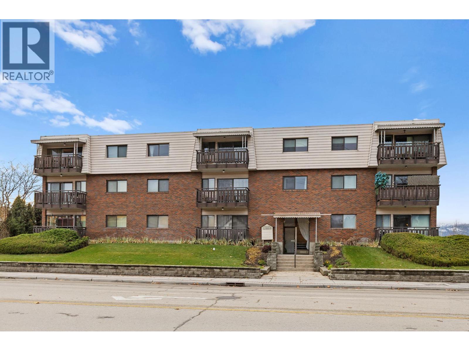 1860 Richter Street Unit# 204, Kelowna, BC - Outdoor