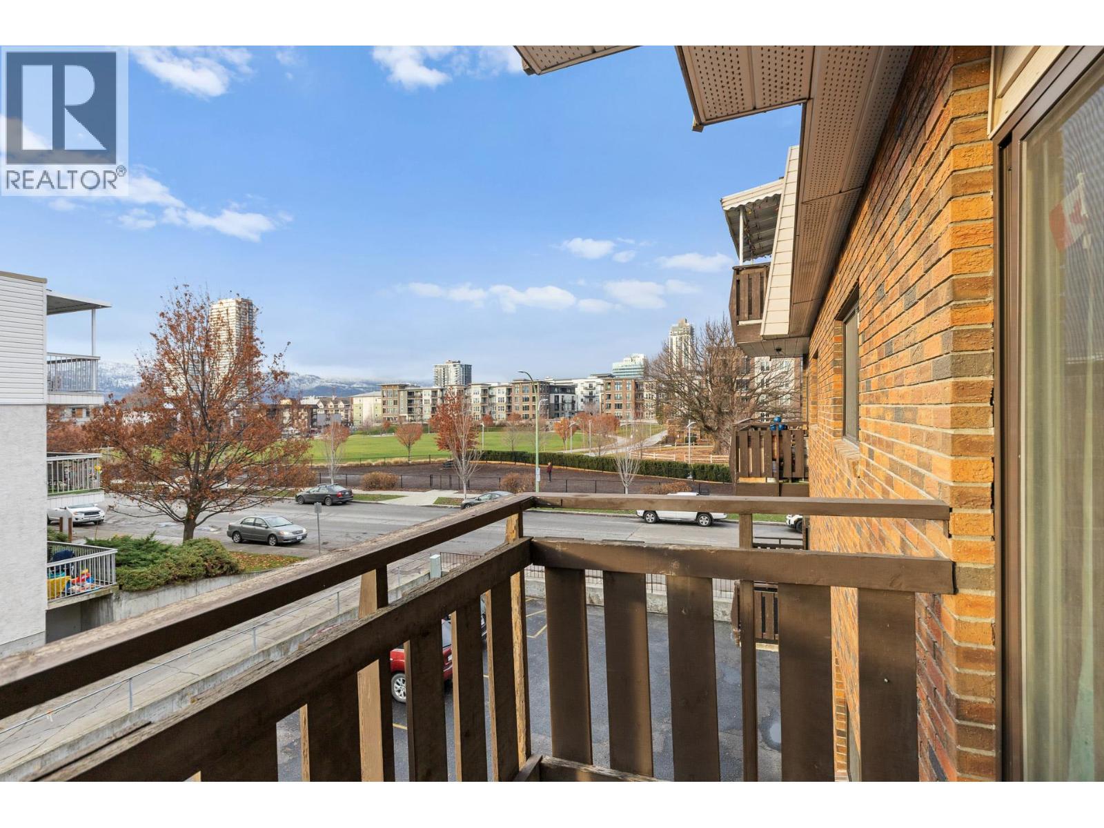 1860 Richter Street Unit# 204, Kelowna, BC - Outdoor