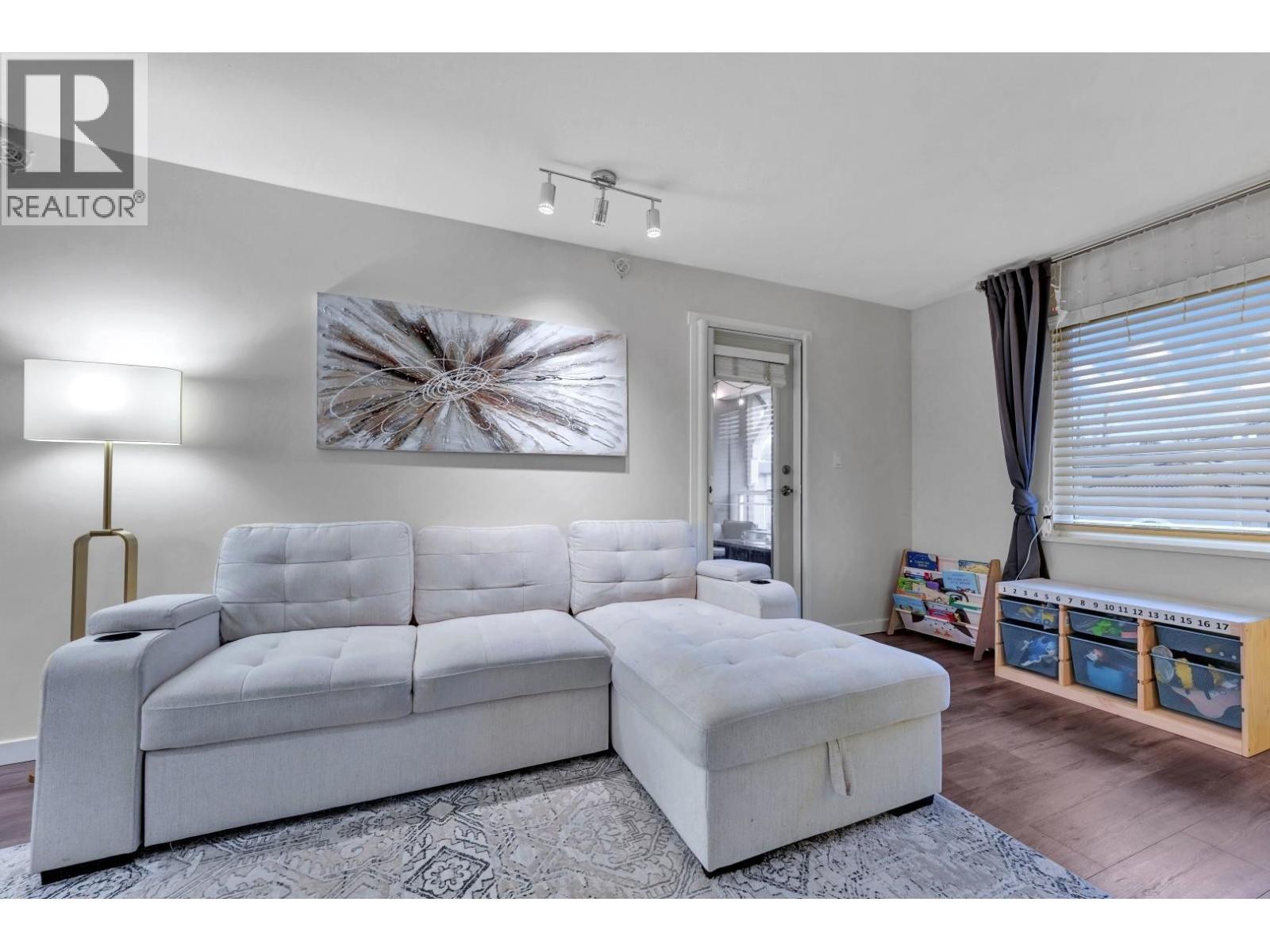 Ph6 2373 Atkins Avenue, Port Coquitlam, BC - Indoor