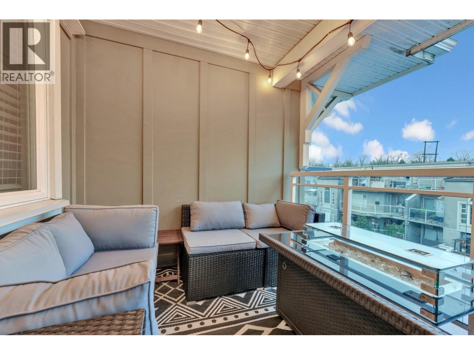 Ph6 2373 Atkins Avenue, Port Coquitlam, BC - Outdoor With Exterior