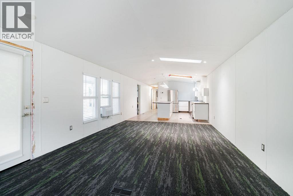 19728 Poplar Place, Pitt Meadows, BC - Indoor Photo Showing Other Room