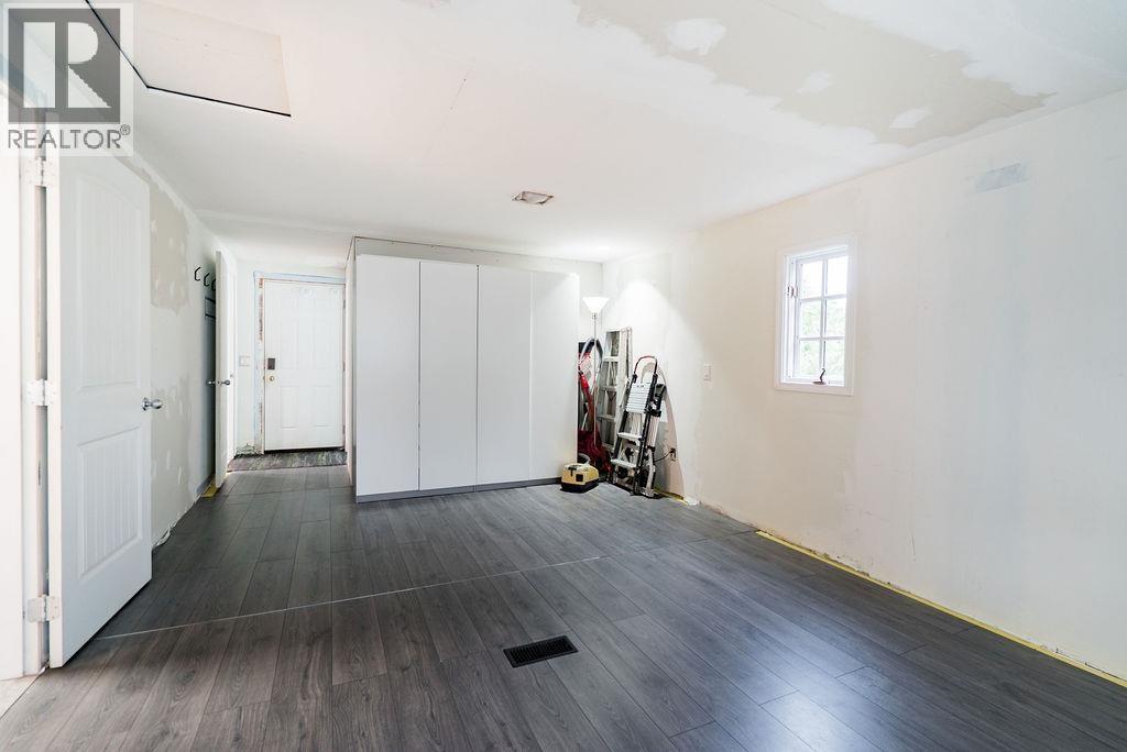 19728 Poplar Place, Pitt Meadows, BC - Indoor Photo Showing Other Room