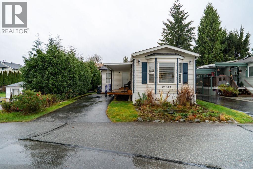 19728 Poplar Place, Pitt Meadows, BC - Outdoor