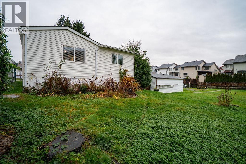 19728 Poplar Place, Pitt Meadows, BC - Outdoor