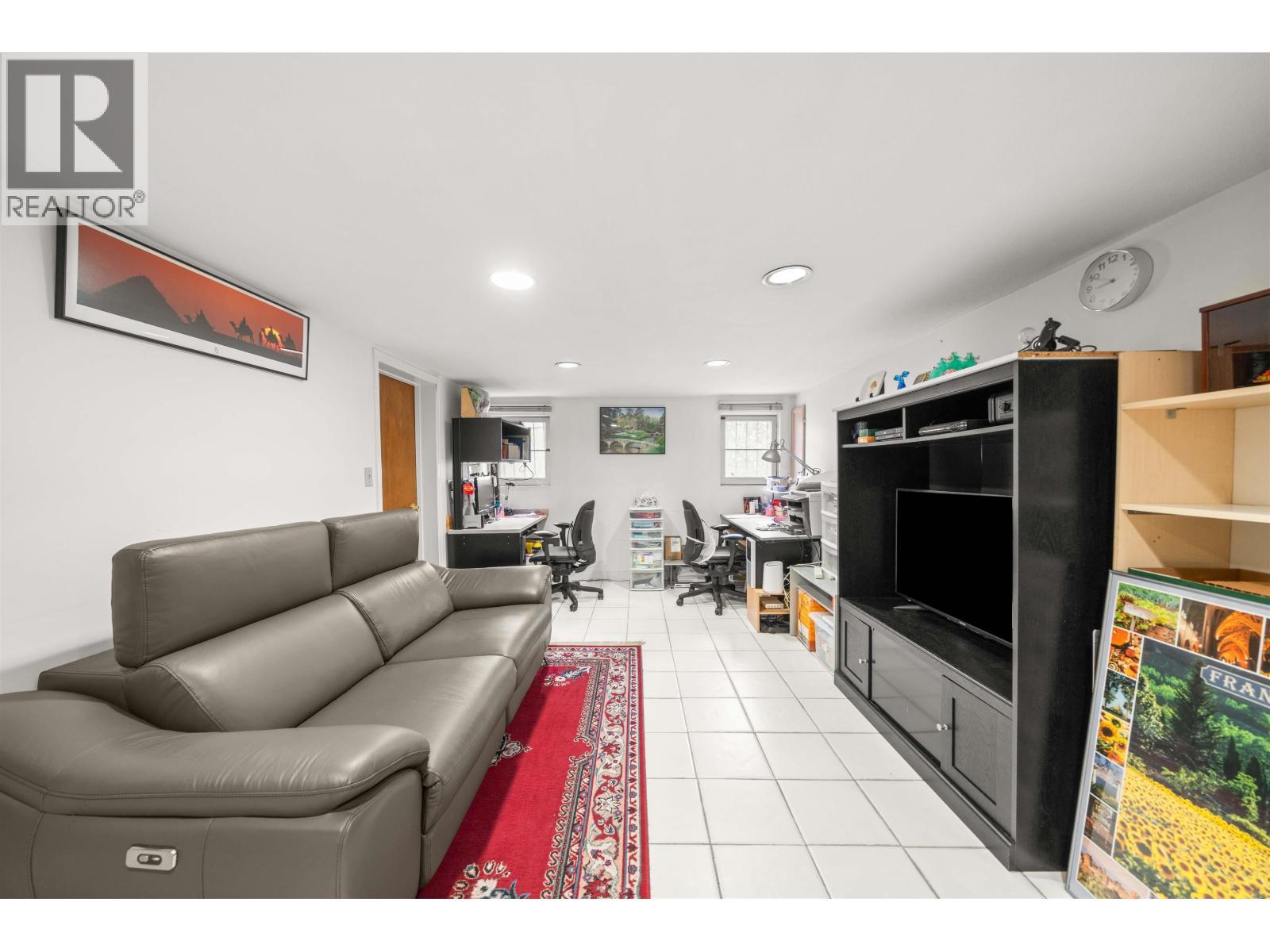 1371 Duthie Avenue, Burnaby, BC - Indoor