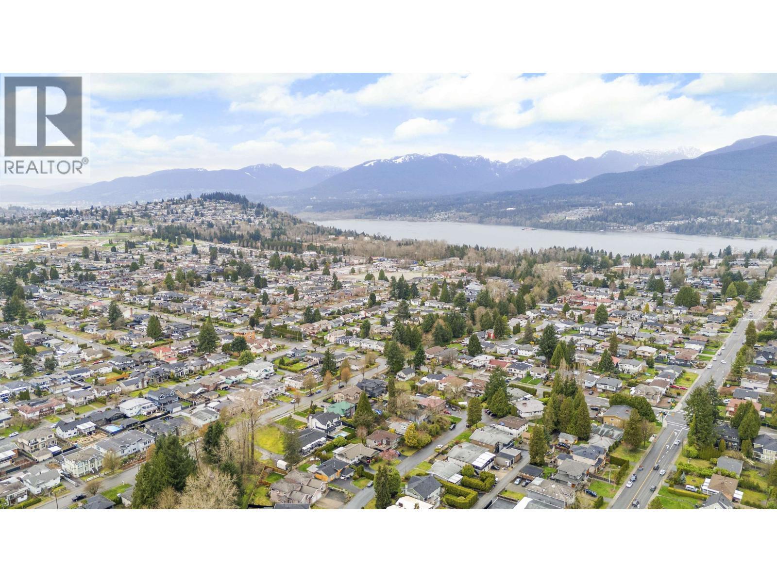 1371 Duthie Avenue, Burnaby, BC - Outdoor With View