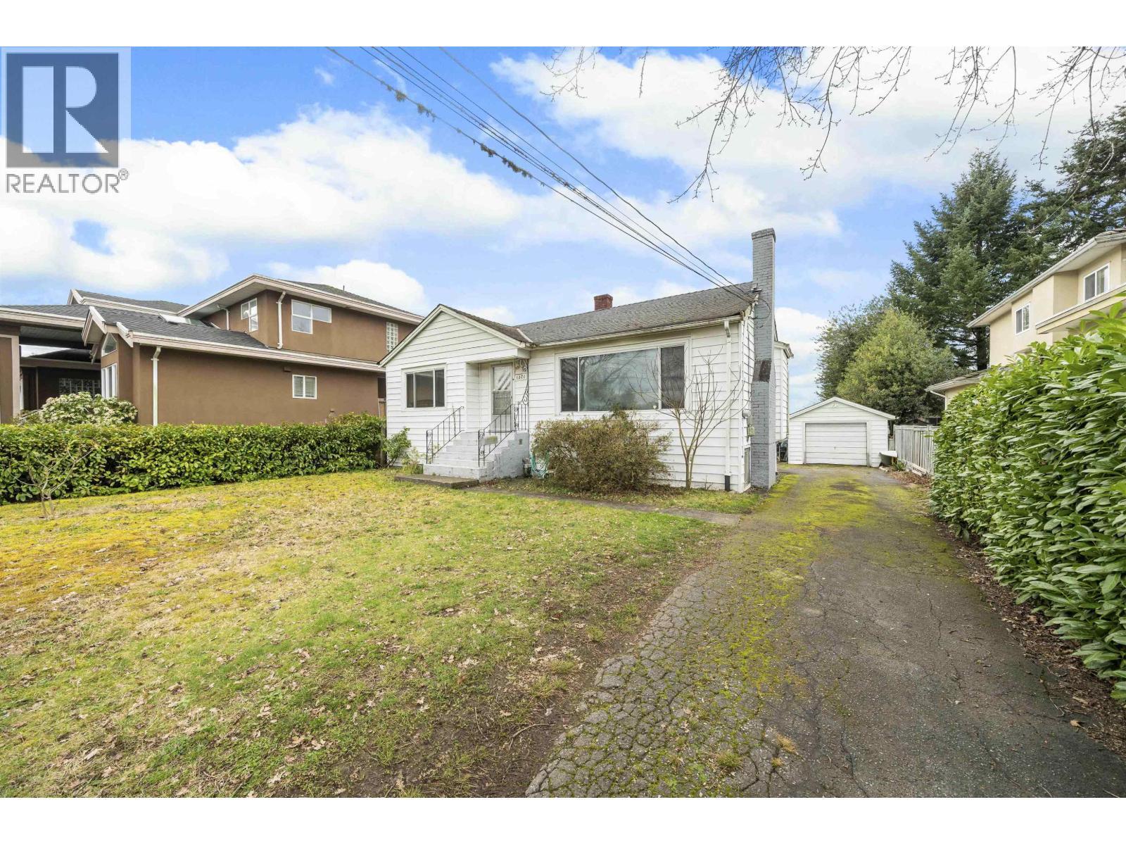 1371 Duthie Avenue, Burnaby, BC - Outdoor